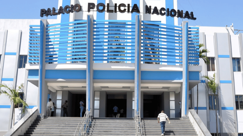 Asalto en colmado de La Romana termina en persecución y enfrentamiento con la Policía