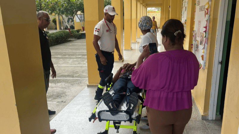 Nueva Intoxicación Masiva de Estudiantes en Centro Educativo de San Francisco de Macorís