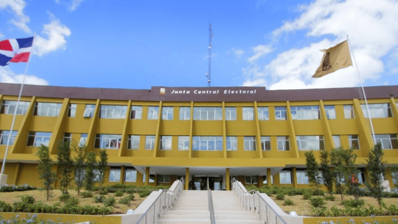 JCE Garantiza Seguridad de la Nueva Cédula Digital: "Habrá una llave pública, pero el candado lo tendremos nosotros"