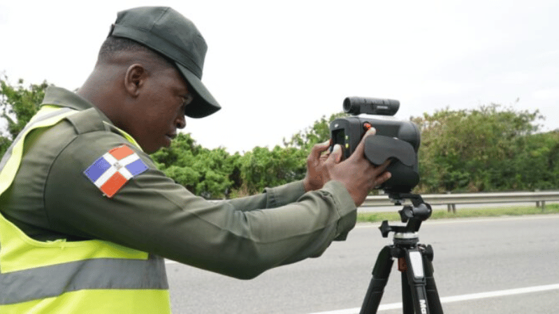 Digesett implementa radares digitales para el control de velocidad en el país