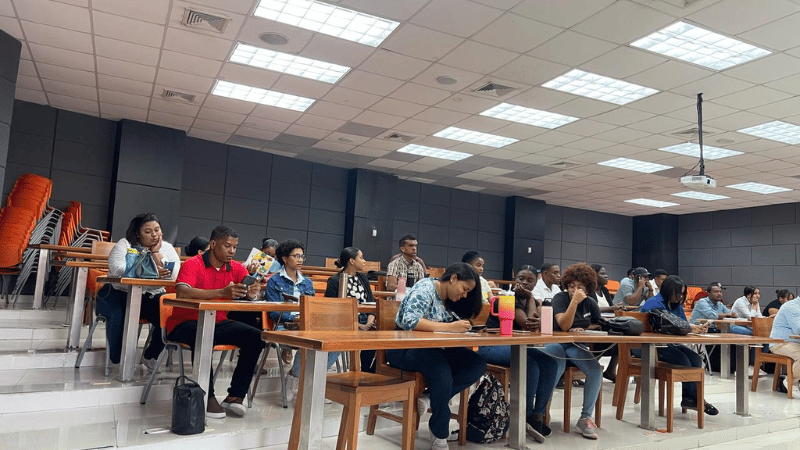 Inicia Diplomado en Oratoria y Maestría de Ceremonia en la UASD Barahona