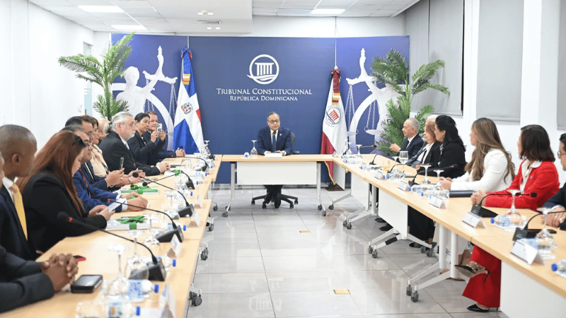 Visita de Juristas al TCRD antes del Congreso sobre Inteligencia Artificial y Derecho