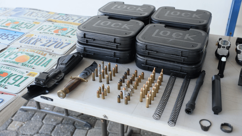 Dintel y Ministerio Público desmantelan red de tráfico internacional de armas en Baní