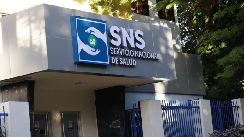 15 Pacientes Continúan Recibiendo Atención Médica Tras Desplome en Discoteca Jet Set