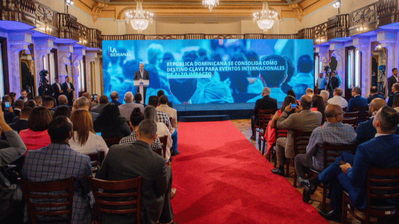 Abinader Espera la Exoneración del 10% de Arancel Impuesto por Trump a la República Dominicana