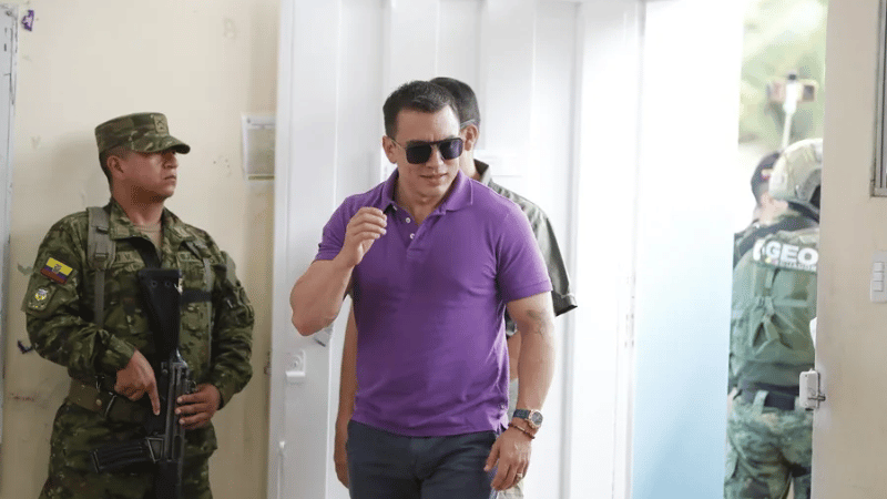 Daniel Noboa es reelegido presidente de Ecuador con amplia ventaja sobre Luisa González