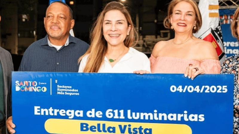Carolina Mejía entrega 611 luminarias y cámaras para mayor seguridad en Bella Vista