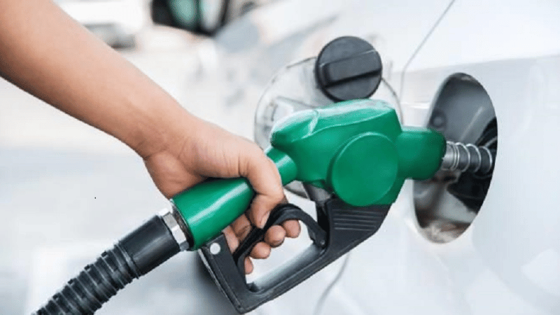 Gobierno mantiene precios de cinco combustibles con subsidio de RD$522.2 millones