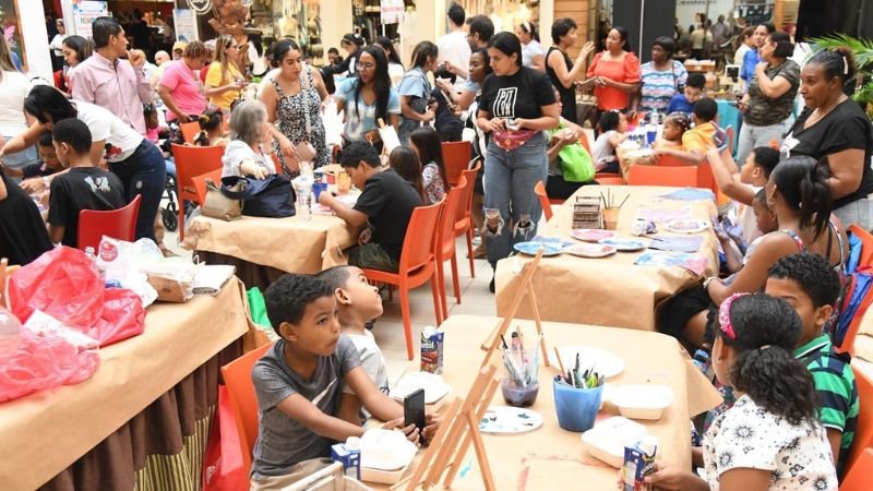 Taller artístico promueve inclusión y políticas públicas para personas con autismo