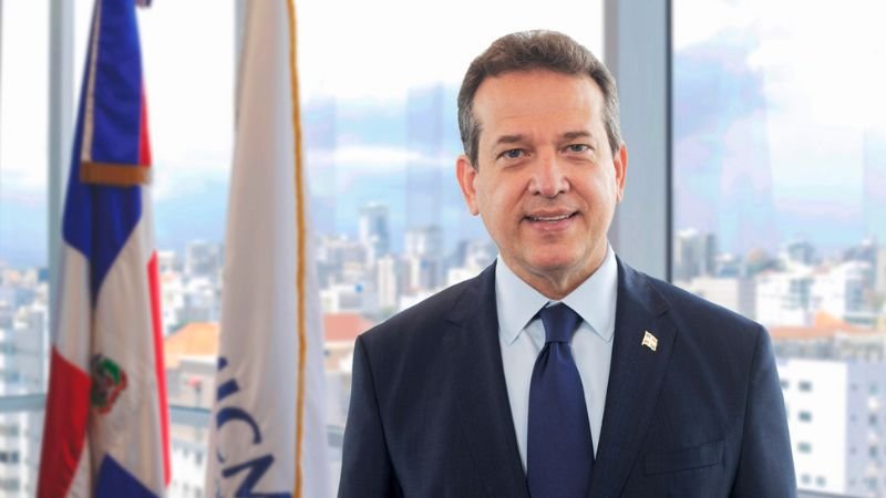 Ministro Bisonó asegura que restricciones haitianas no afectarán significativamente la industria nacional