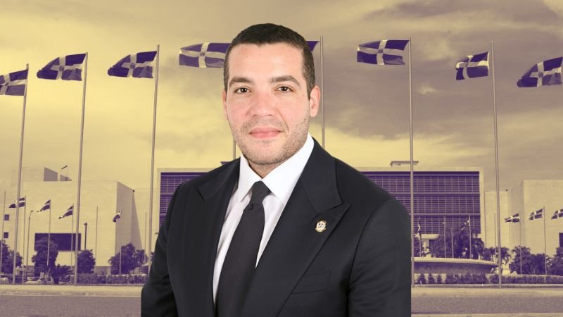 Charles Mariotti solicita retiro de proyecto de ley de libertad de expresión por considerarlo una “ley mordaza”