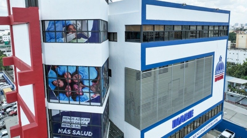 INABIE valora aprobación de ley que garantiza alimentación escolar en RD