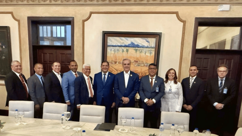 Presidente Abinader respalda plan estratégico para transformar Santo Domingo Norte