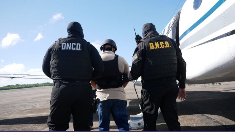 Presidente Abinader autoriza extradición de dos dominicanos a Estados Unidos