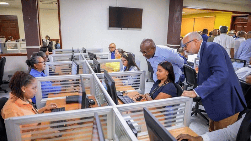 JCE presenta proceso de depuración del Registro Civil a partidos políticos previo a renovación de la cédula