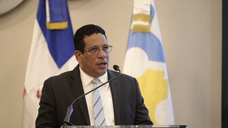 Director de Contrataciones Públicas acusa al Grupo de Medios Panorama de atribuirle declaraciones falsas