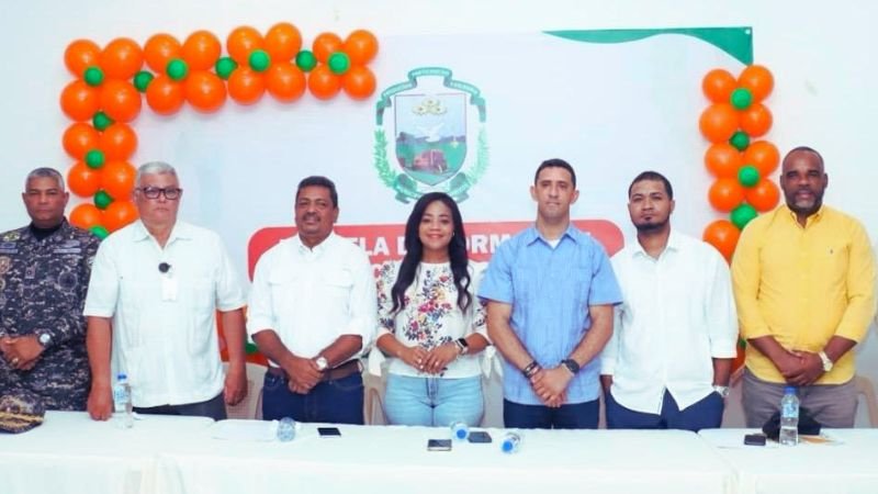 Ayuntamiento de Los Alcarrizos lanza Escuela de Formación Política para fortalecer ciudadanía