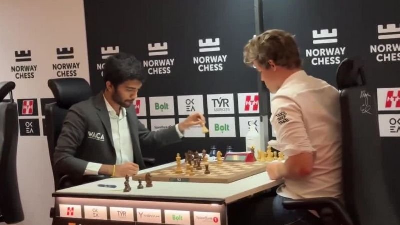 Gukesh Dommaraju derrota a Magnus Carlsen en el Norway Chess 2025 y desata una escena histórica