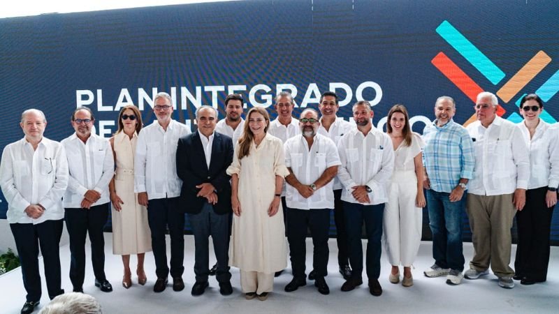 Empresario Mario Chabebe califica como "transformación histórica para la ciudad" el Malecón Deportivo y el Plan Santo Domingo Integrado