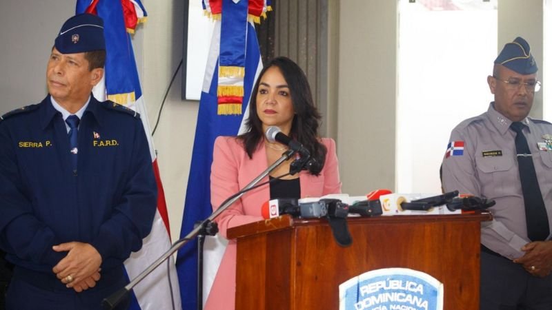 Ministerio de Interior y Policía destaca formación continua y supervisión estricta de los agentes