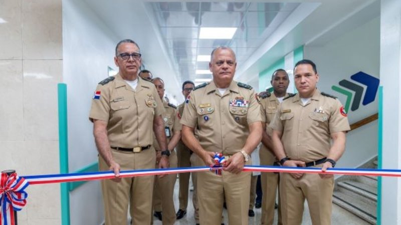 Ministro de Defensa de RD inaugura modernas áreas en hospital militar
