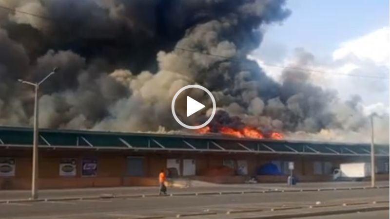 (VIDEO) Se registra incendio en el Merca Santo Domingo