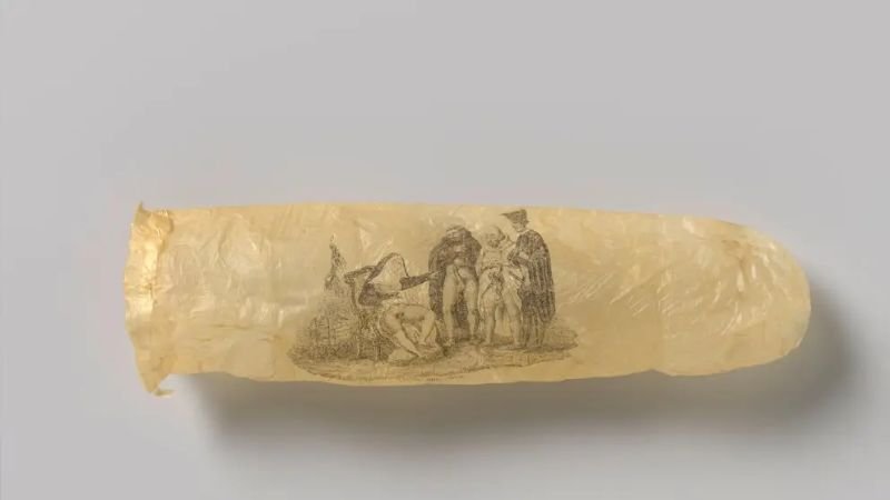 El Rijksmuseum exhibe un preservativo de 200 años con ilustraciones eróticas