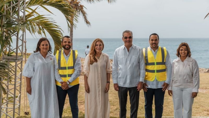 Abinader y Carolina inician gran obra Malecón Deportivo