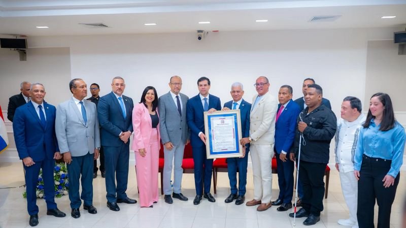 Senado reconoce los aportes del Teatro Orquestal Dominicano a la inclusión y la cultura