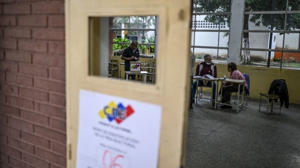 Gran ausencia de votantes en elecciones municipales en Venezuela