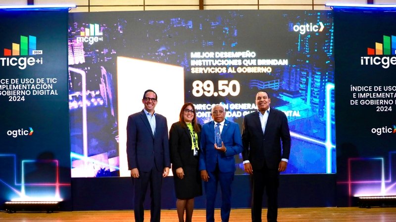 SeNaSa recibe máximo galardón en innovación digital en premios iTICge 2024