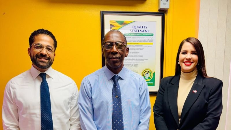 Jamaica da luz verde al proceso de regularización para dominicanos