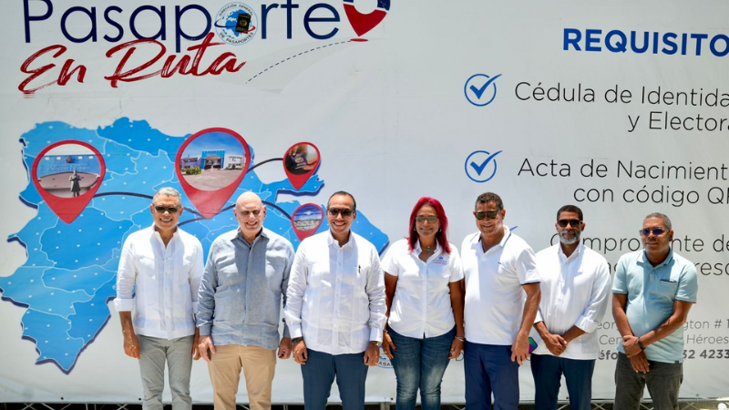 Operativo “Pasaporte en Ruta” beneficia a más de 900 ciudadanos en Samaná