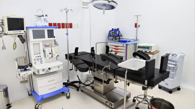 Abinader inaugura moderna unidad para tratar pie diabético en el Hospital Marcelino Vélez