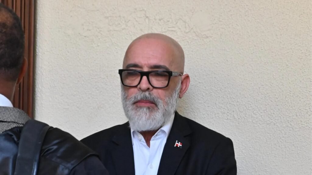 Retiran querella contra Ángel Martínez tras disculpas públicas