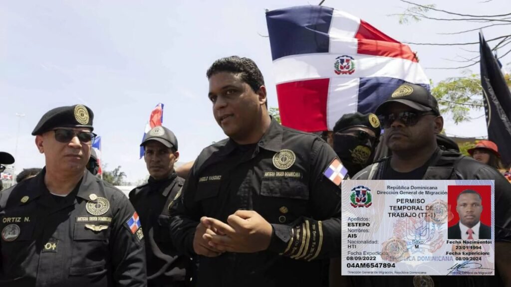 Marcha de la Antigua Orden Dominicana al Congreso en rechazo a permisos laborales para haitianos ilegales