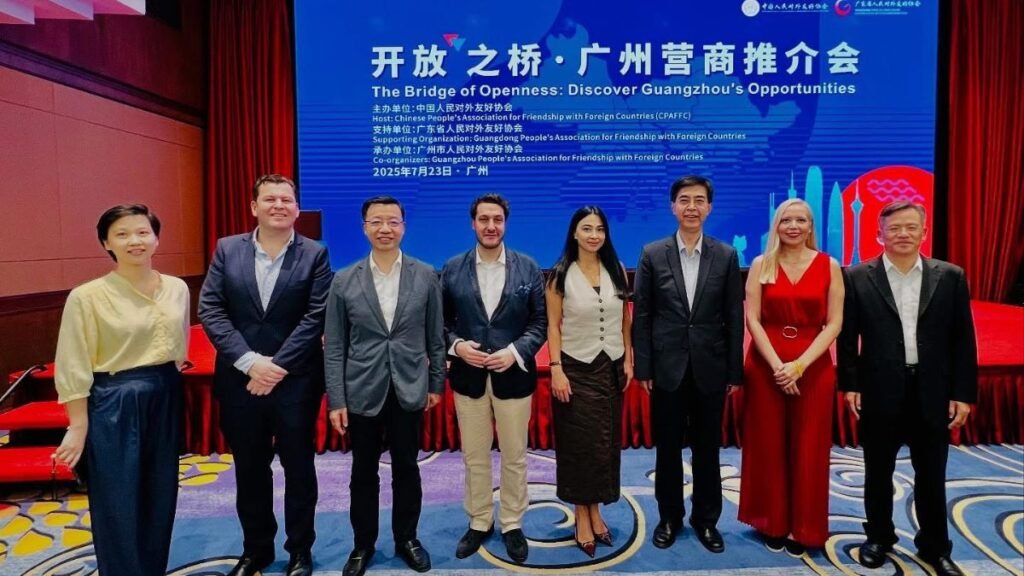 Culmina la primera experiencia del Global Youth Leadership Forum en China