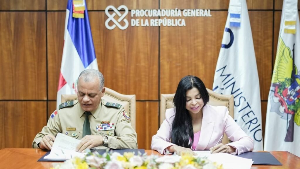 Industria Militar confeccionará uniformes para personal penitenciario