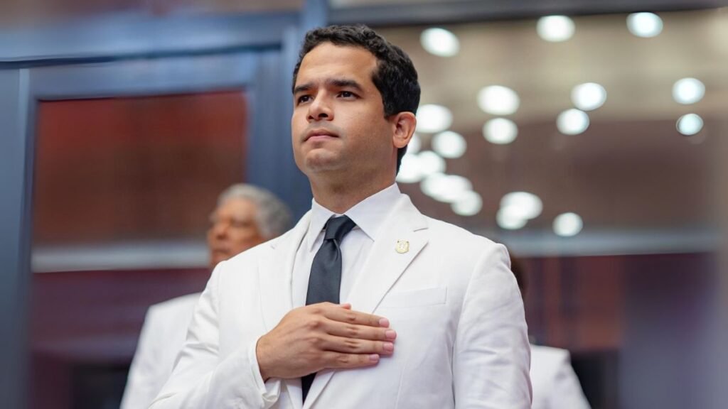 Omar Fernández presenta rendición de cuentas de su primer año legislativo