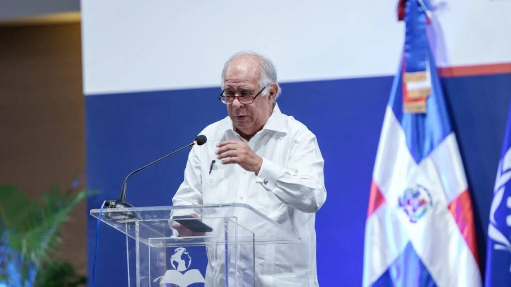 Director del Instituto Nacional de Migración sugiere reformar la ley migratoria y establecer visa laboral para haitianos