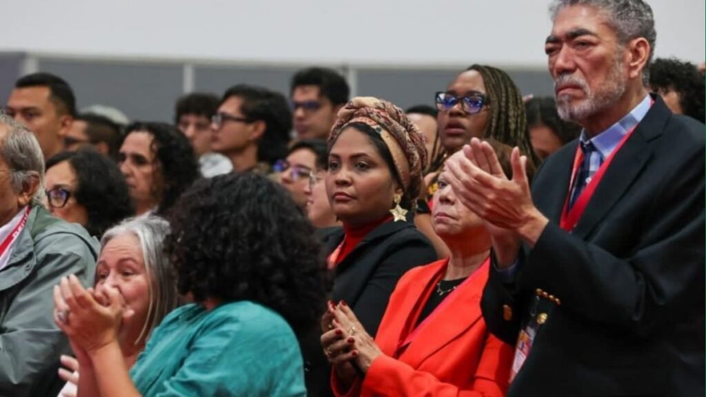 Miguel Mejía participa en V Congreso del PSUV en Venezuela