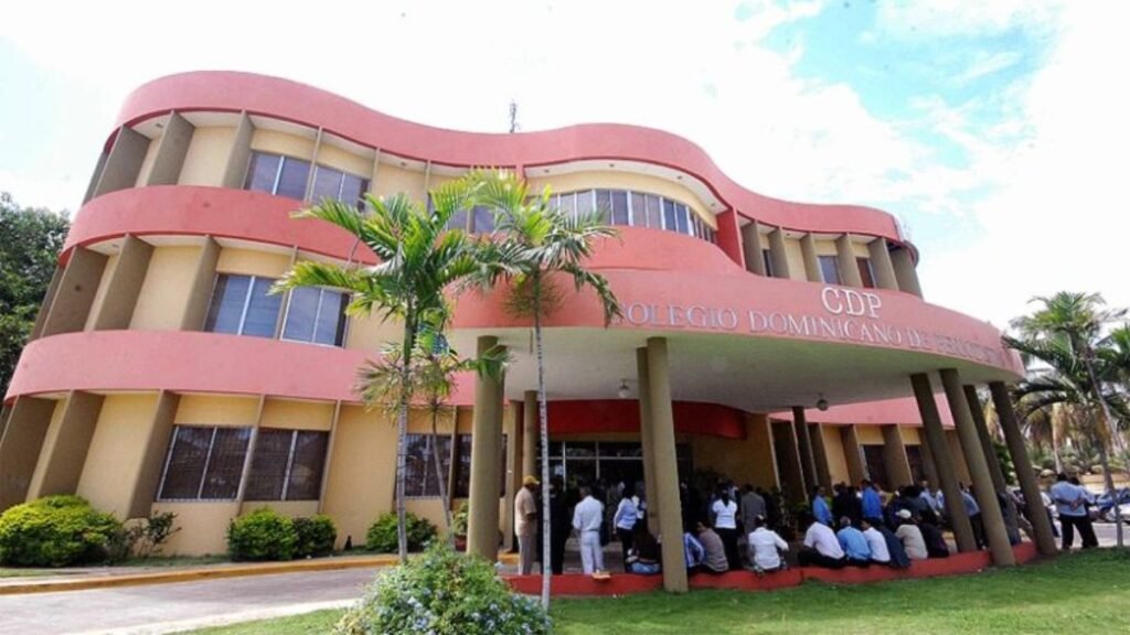 CDP-DN lanza innovador banco de currículos para periodistas en busca de empleo