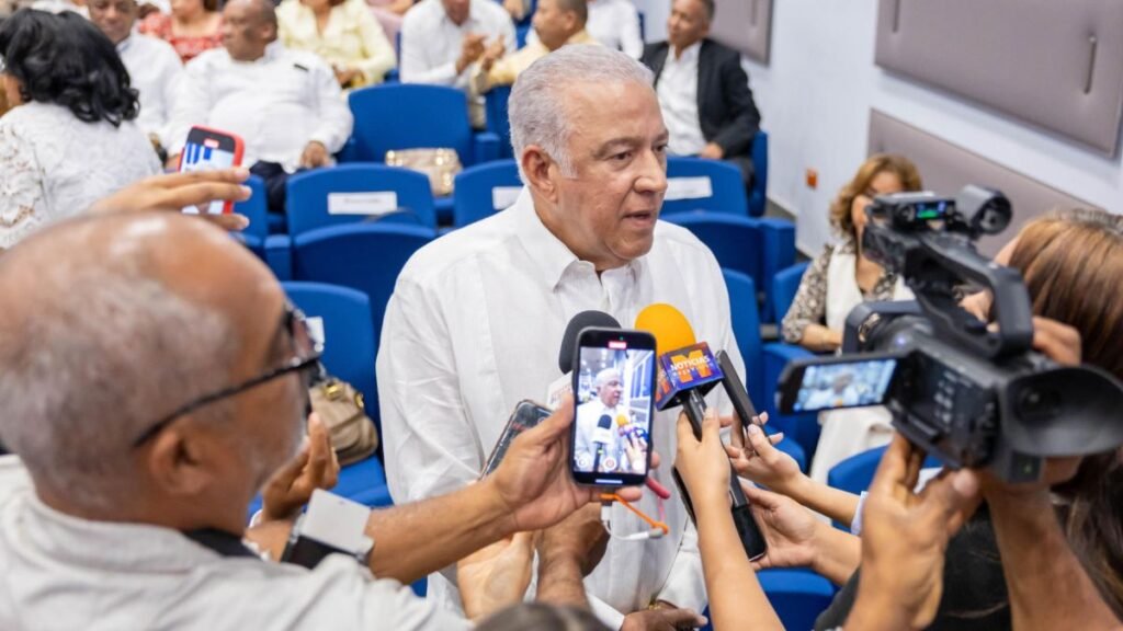 Andrés Bautista reafirma que el presidente Abinader combate la corrupción y no permitirá impunidad