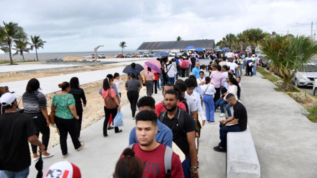 Ministerio de Trabajo impulsa gran jornada con más de 7 mil vacantes para jóvenes dominicanos