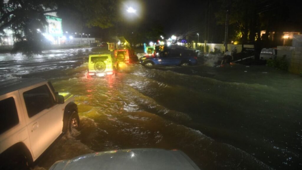 Senado respalda emergencia total ante impacto de tormenta Melissa
