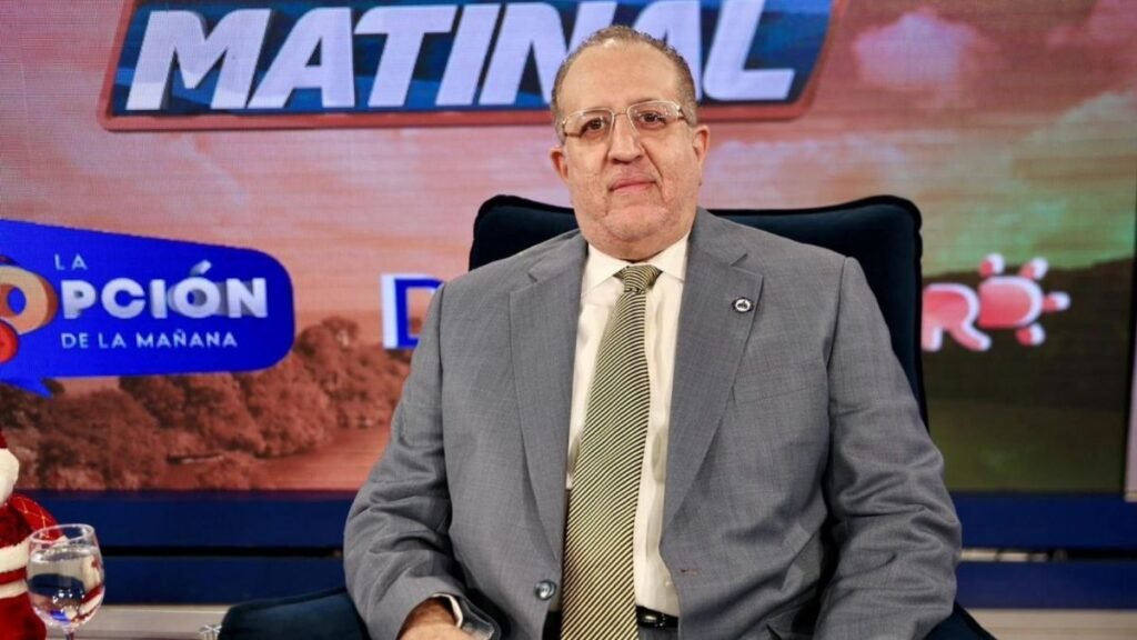 Magín Díaz asegura que República Dominicana no está al borde de una crisis económica