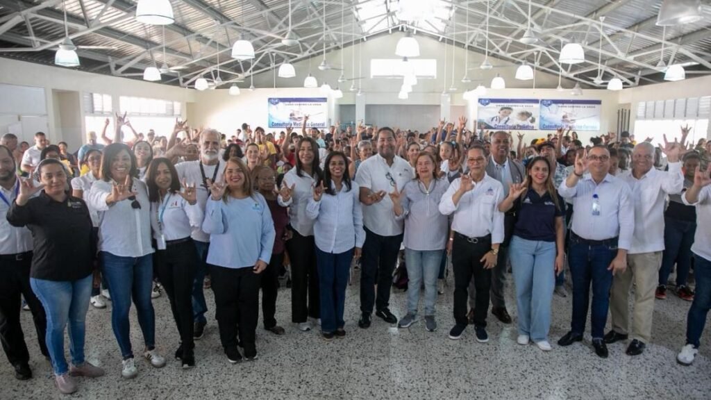 CONADIS realiza jornada de inclusión social en La Vega