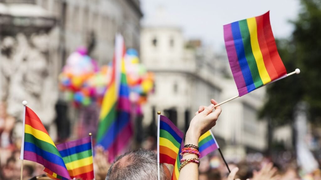 Crece preocupación por agenda LGBT del gobierno tras fallo del Tribunal Constitucional