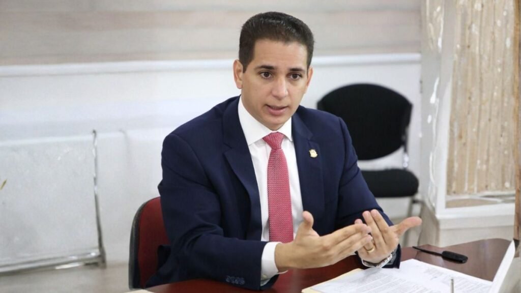 Víctor Fadul acusa al Gobierno del PRM de “comerse el país”