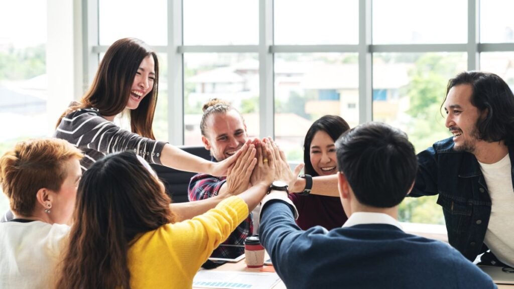 Empresa que se centran en el desempeño de sus colaboradores son más competitivas